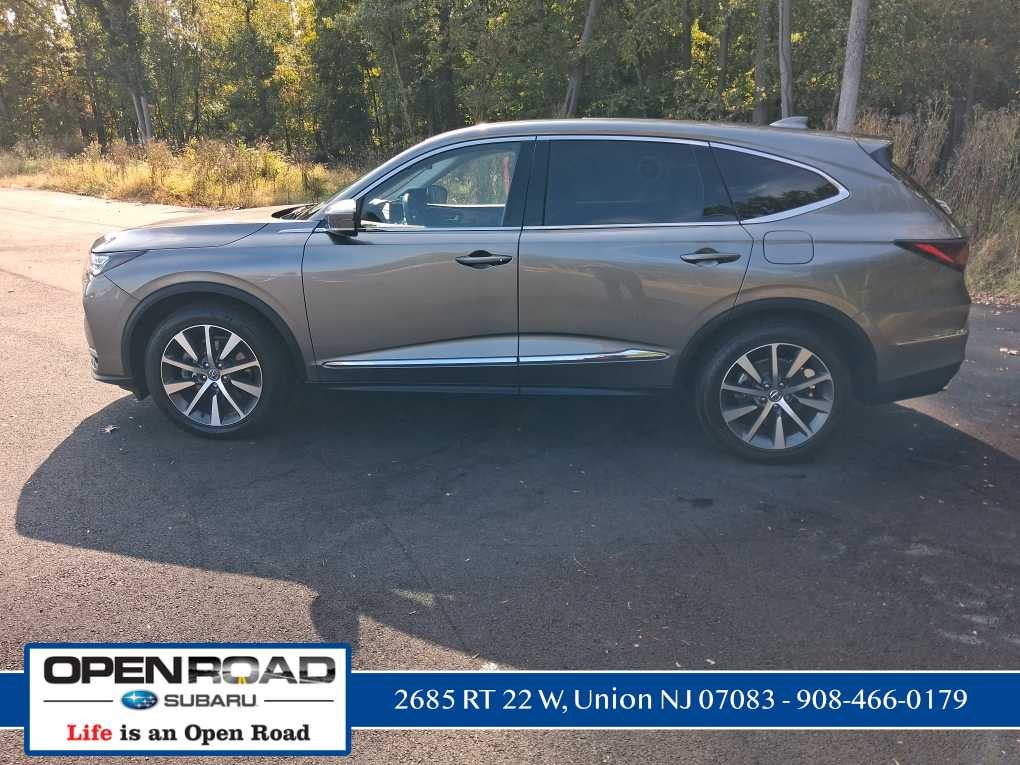 2025 Acura MDX w/Technology Package
