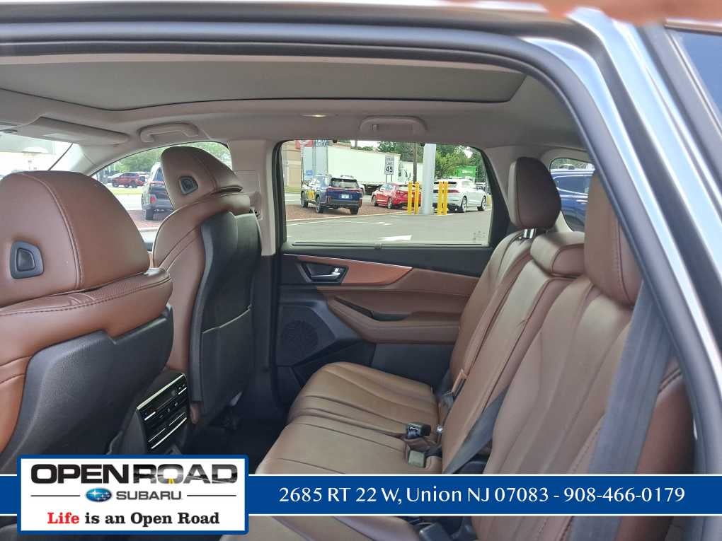 2022 Acura MDX w/Technology Package