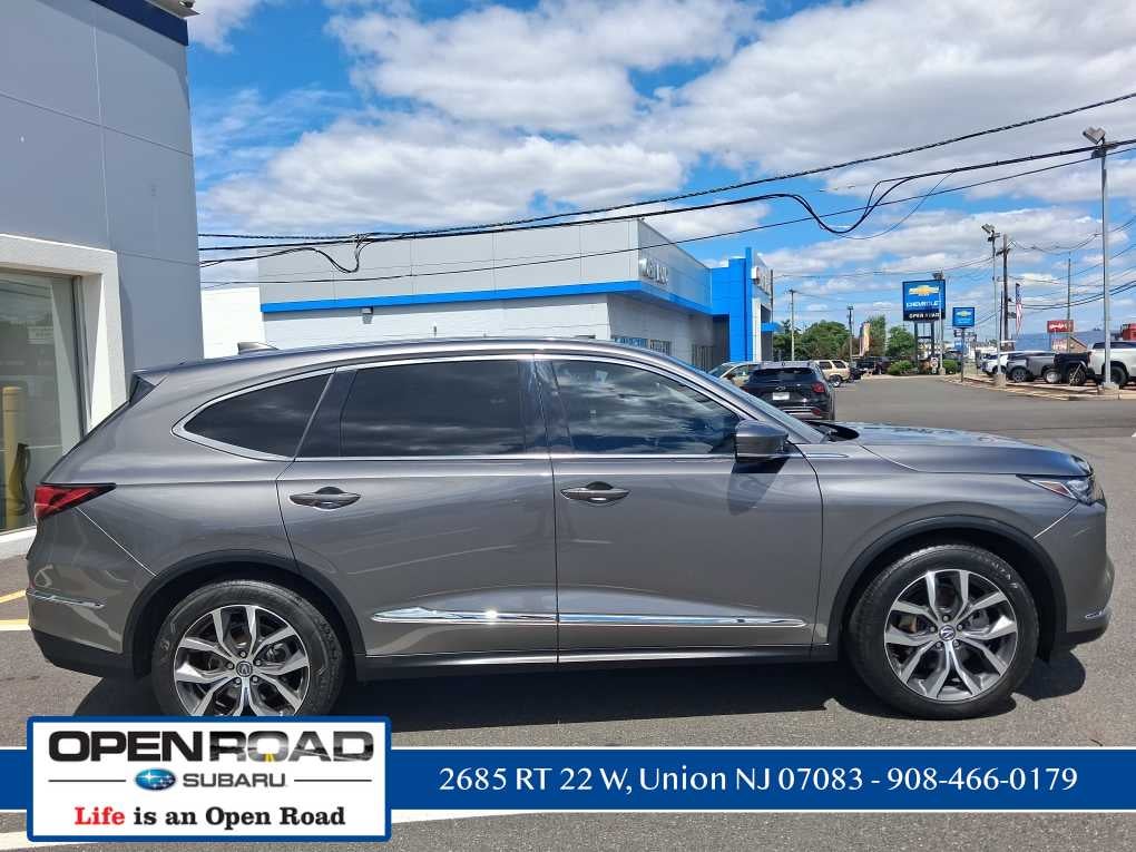 2022 Acura MDX w/Technology Package