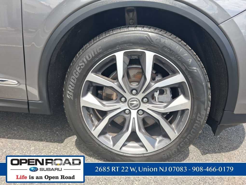 2022 Acura MDX w/Technology Package