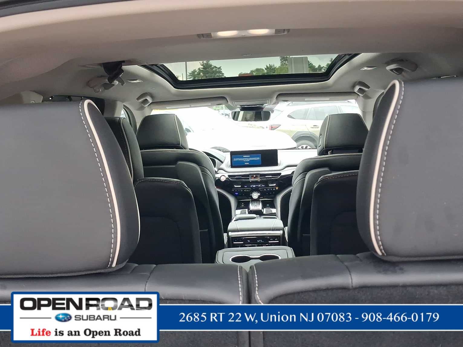 2023 Acura MDX w/Advance Package