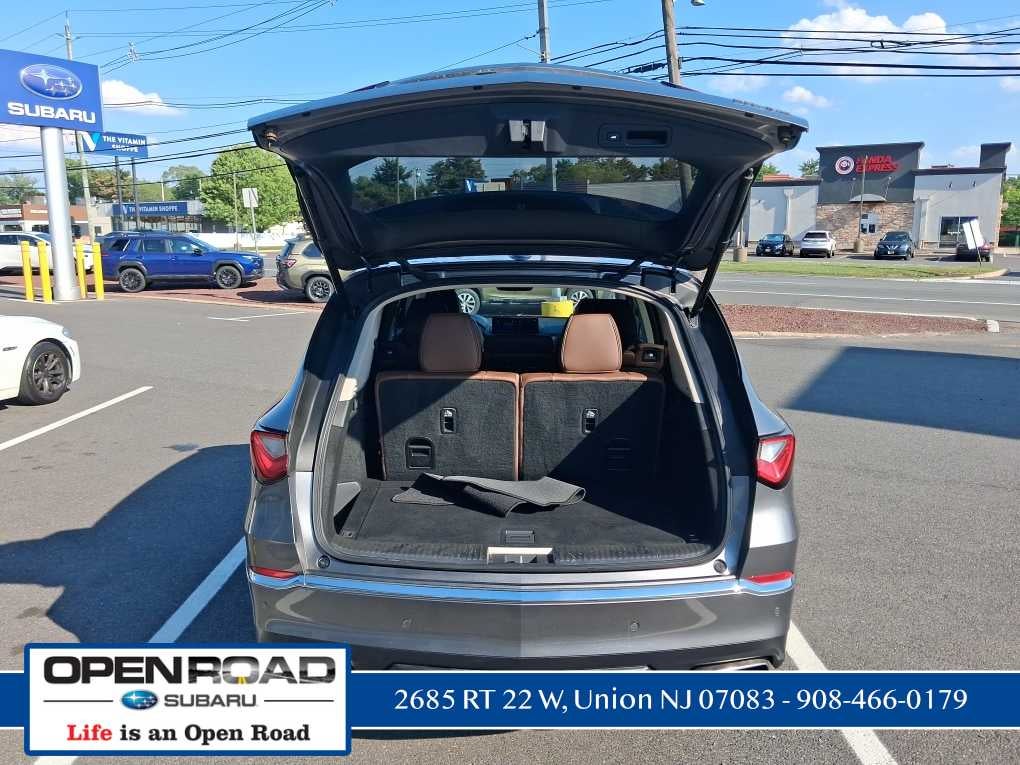 2023 Acura MDX w/Advance Package