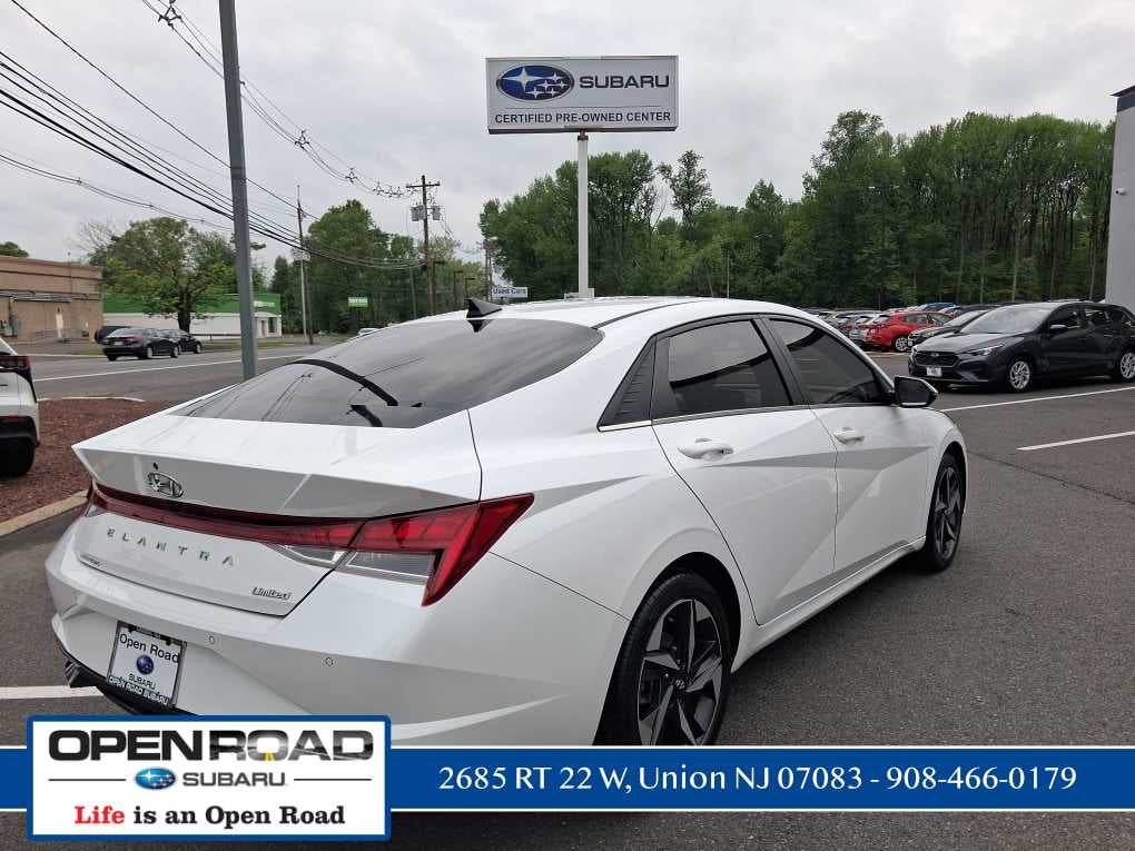 2022 Hyundai Elantra Limited