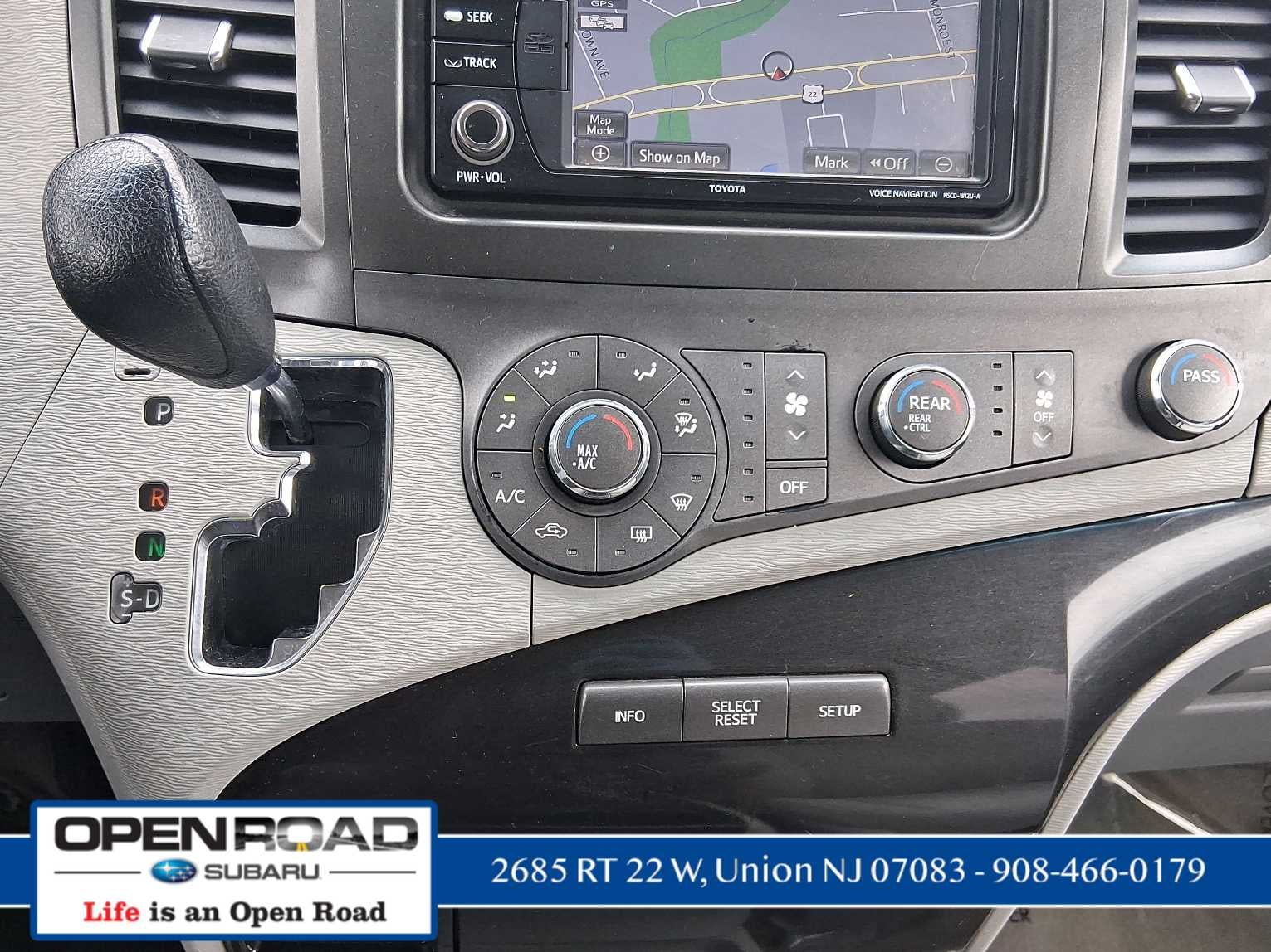 2012 Toyota Sienna LE