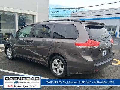 2012 Toyota Sienna LE