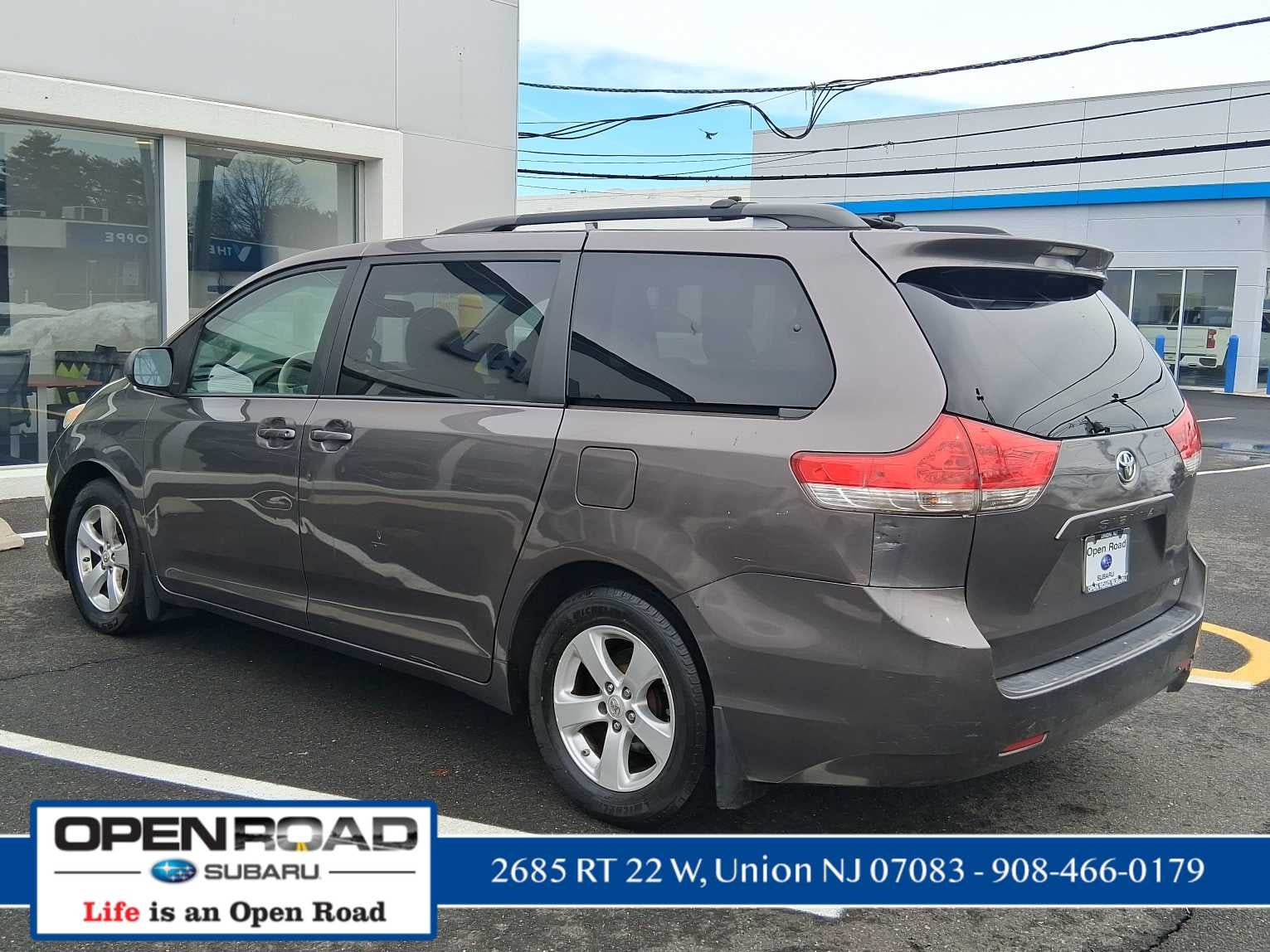 2012 Toyota Sienna LE