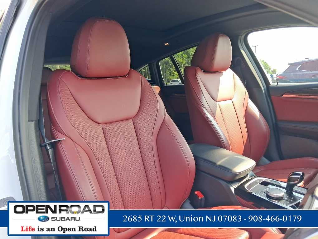 2023 BMW X4 xDrive30i xDrive30i