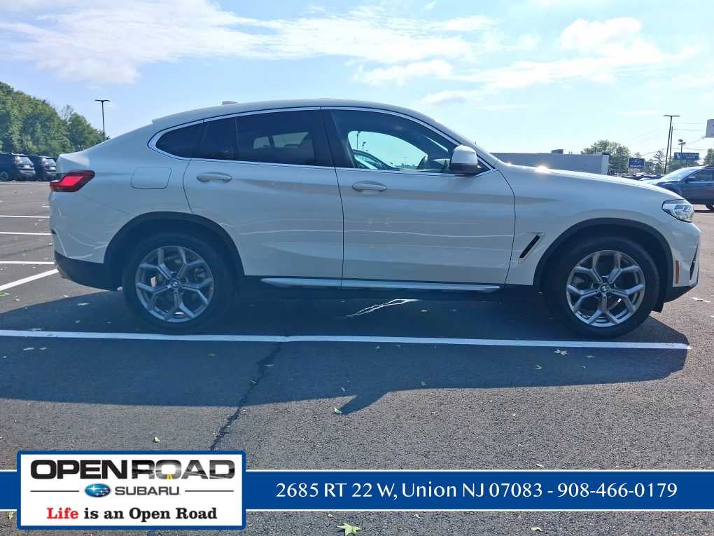 2023 BMW X4 xDrive30i xDrive30i