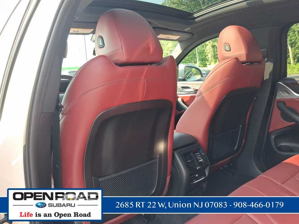 2023 BMW X4 xDrive30i xDrive30i