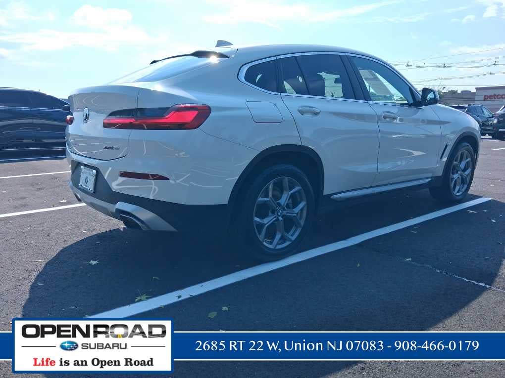 2023 BMW X4 xDrive30i xDrive30i