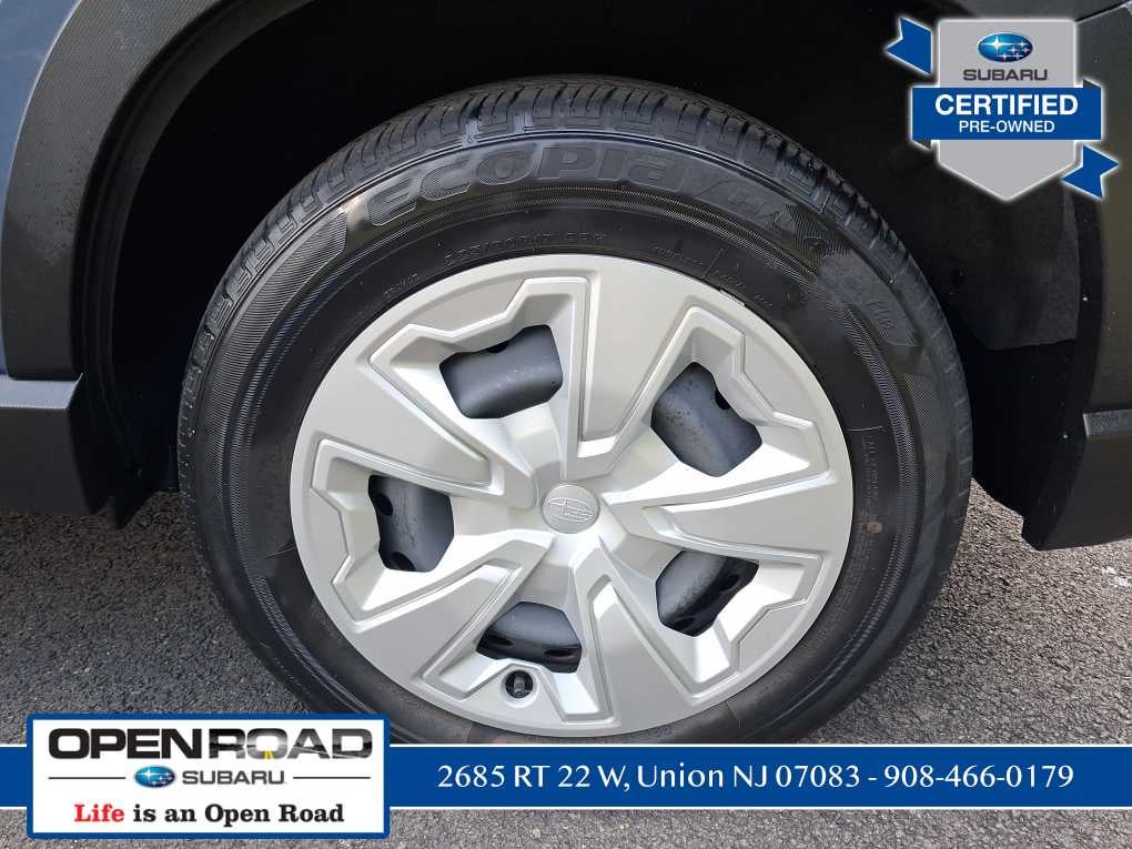 2023 Subaru Forester Base