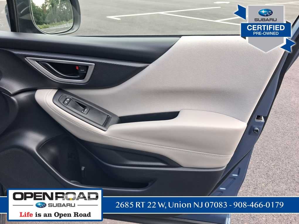 2023 Subaru Forester Base