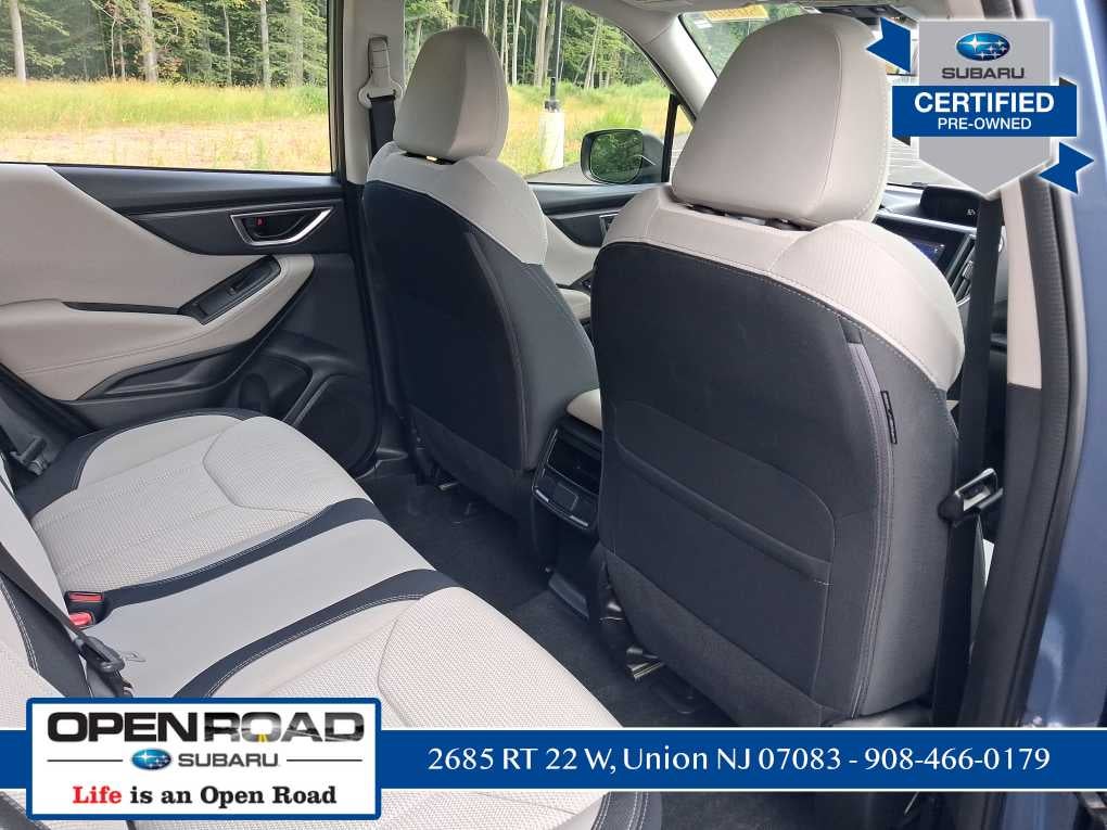 2023 Subaru Forester Base