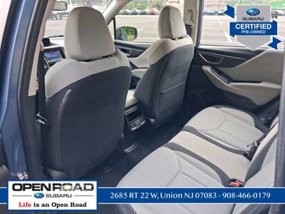 2023 Subaru Forester Base