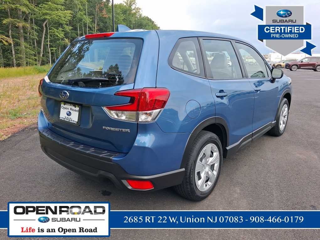 2023 Subaru Forester Base
