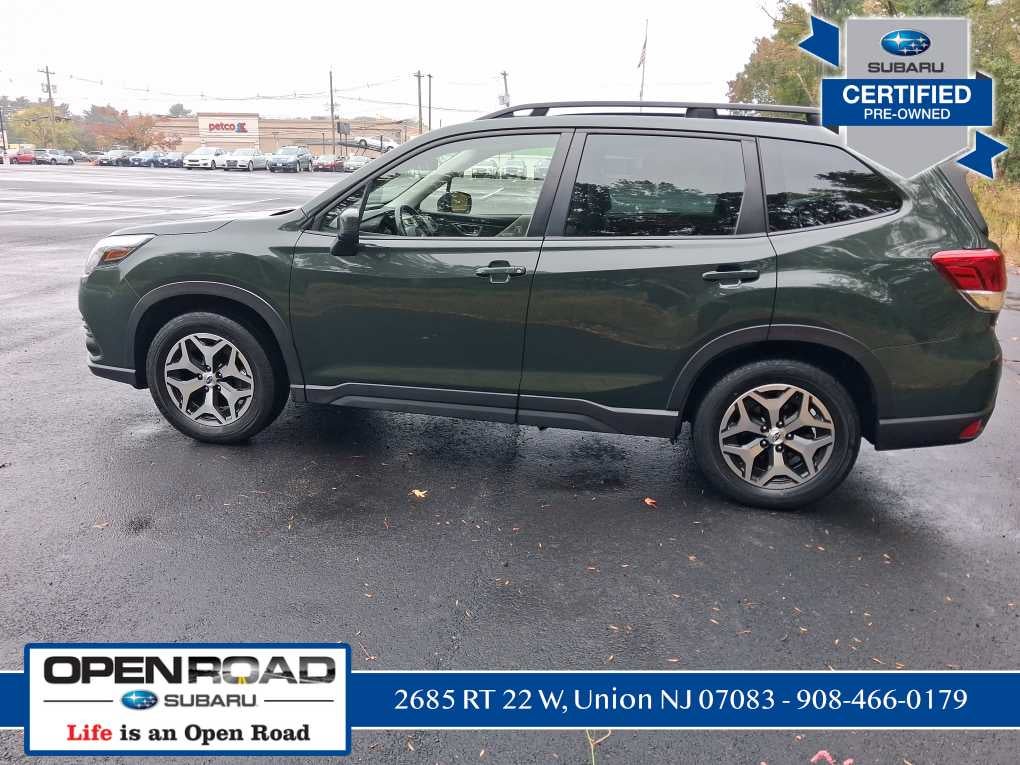 2024 Subaru Forester Premium