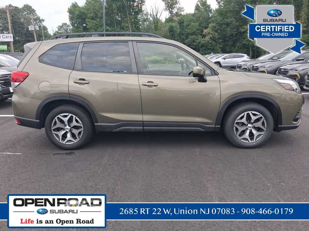 2023 Subaru Forester Premium