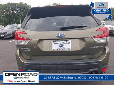 2023 Subaru Forester Premium