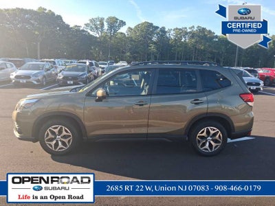 2023 Subaru Forester Premium