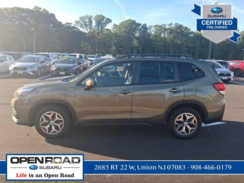 2023 Subaru Forester Premium