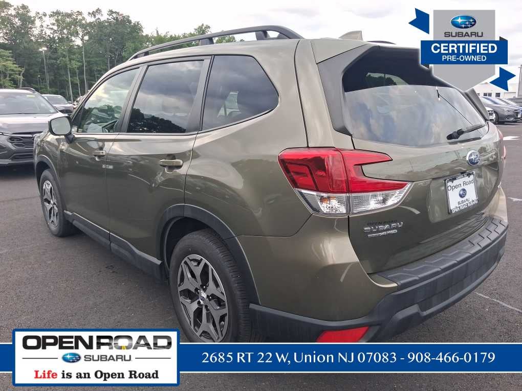 2023 Subaru Forester Premium