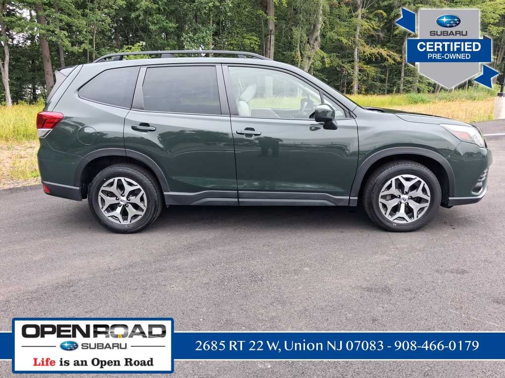 2024 Subaru Forester Premium
