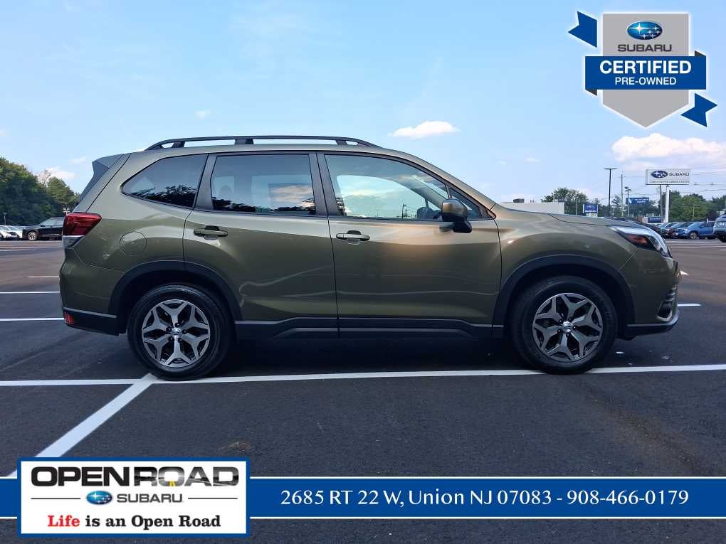 2023 Subaru Forester Premium