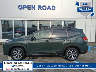 2023 Subaru Forester Premium