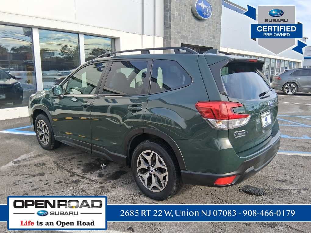 2023 Subaru Forester Premium