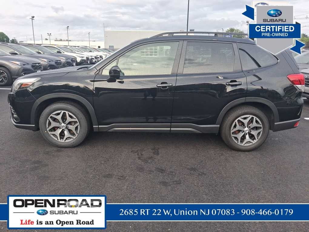 2023 Subaru Forester Premium