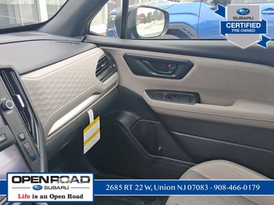 2025 Subaru Forester Base