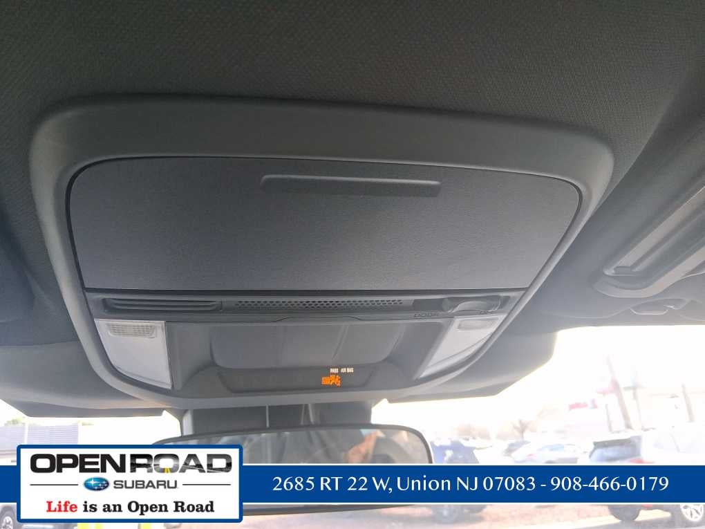 2025 Subaru Forester Base