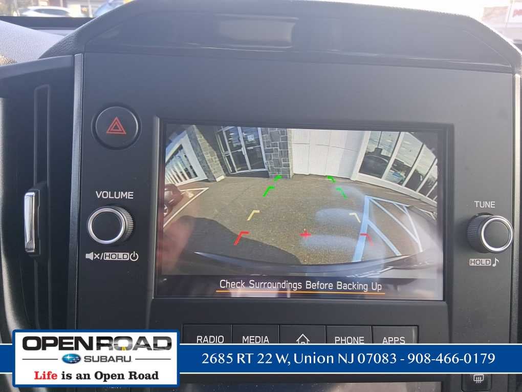 2025 Subaru Forester Base