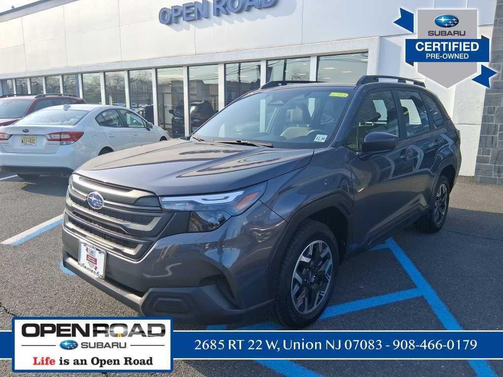 2025 Subaru Forester Base