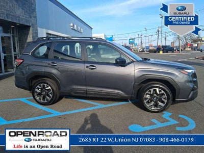 2025 Subaru Forester Base