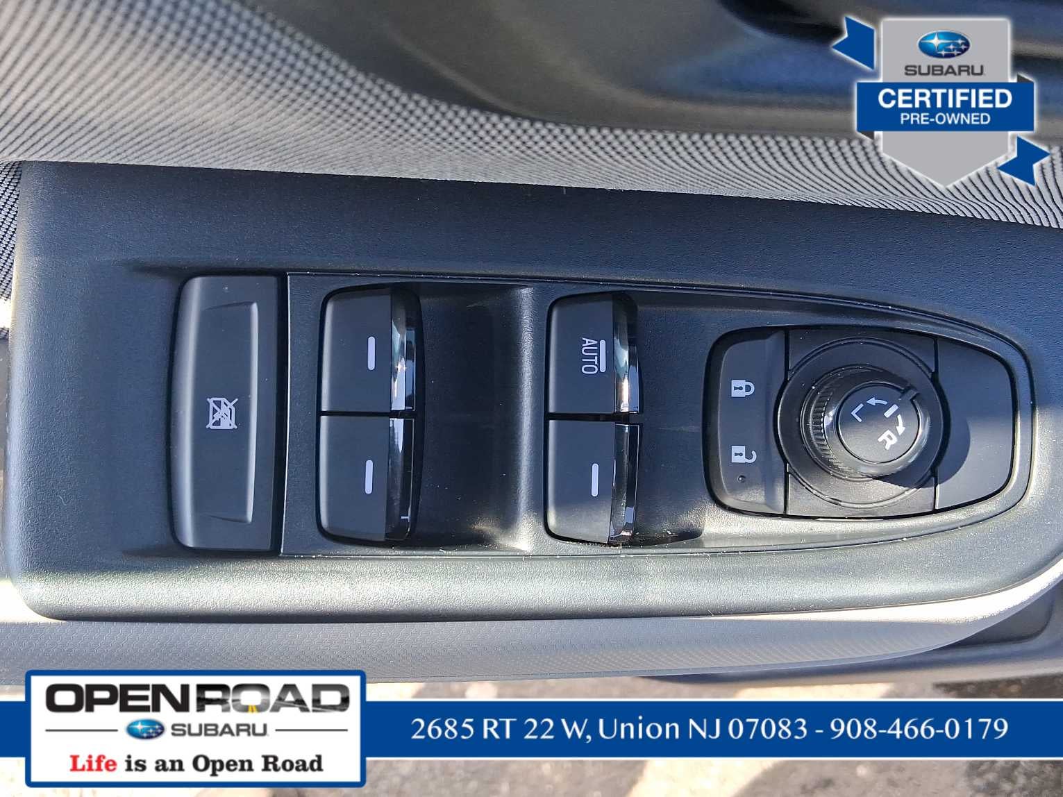 2025 Subaru Forester Base