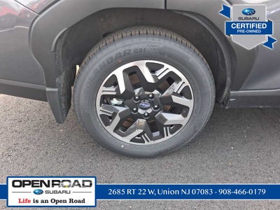 2025 Subaru Forester Base