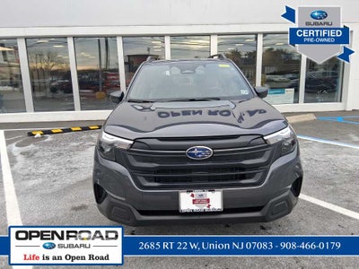 2025 Subaru Forester Base