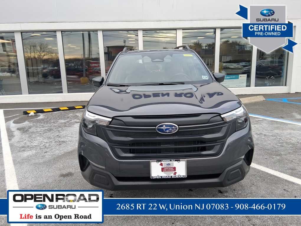 2025 Subaru Forester Base