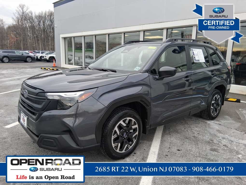 2025 Subaru Forester Base