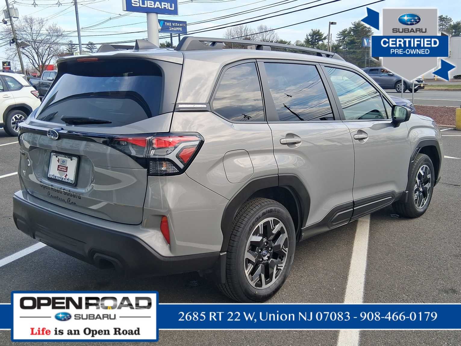 2025 Subaru Forester Premium