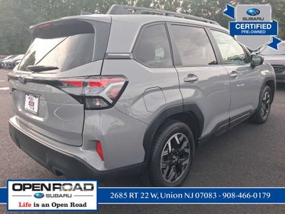 2025 Subaru Forester Premium