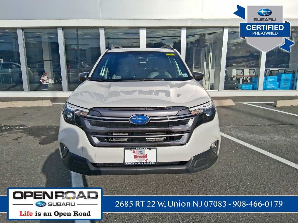 2025 Subaru Forester Premium Hybrid