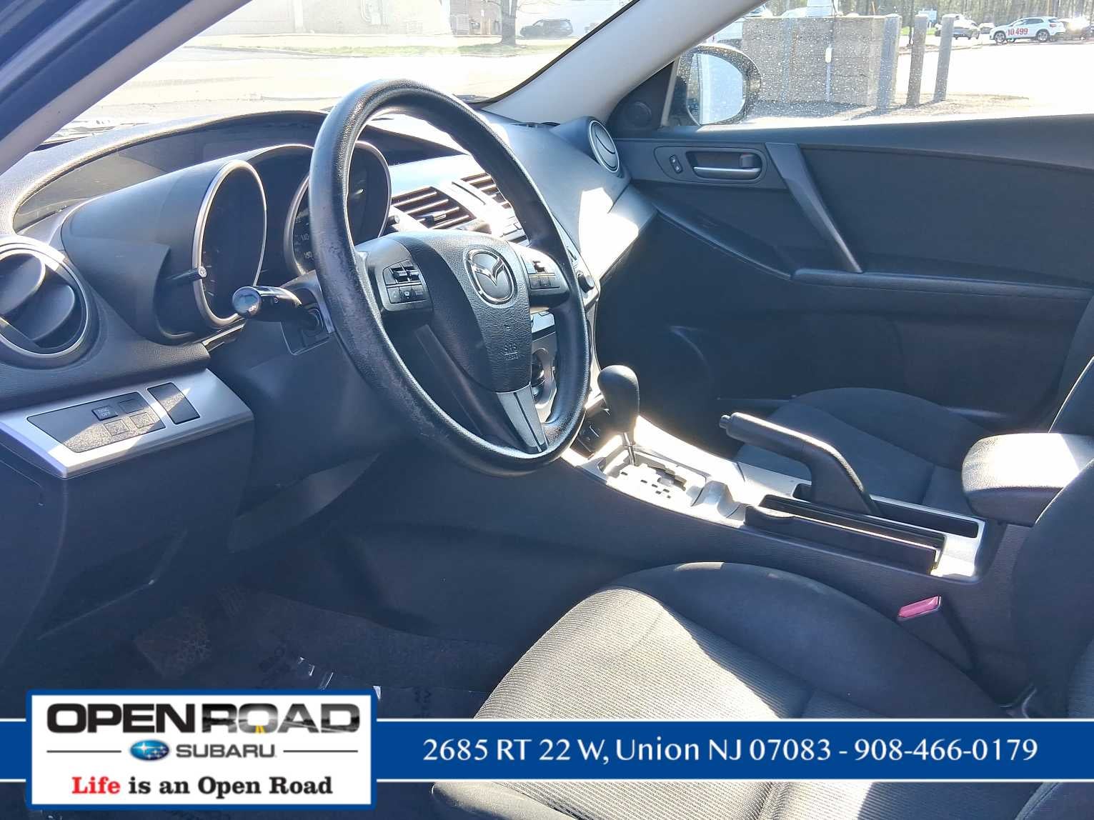 2011 Mazda Mazda3 i Touring