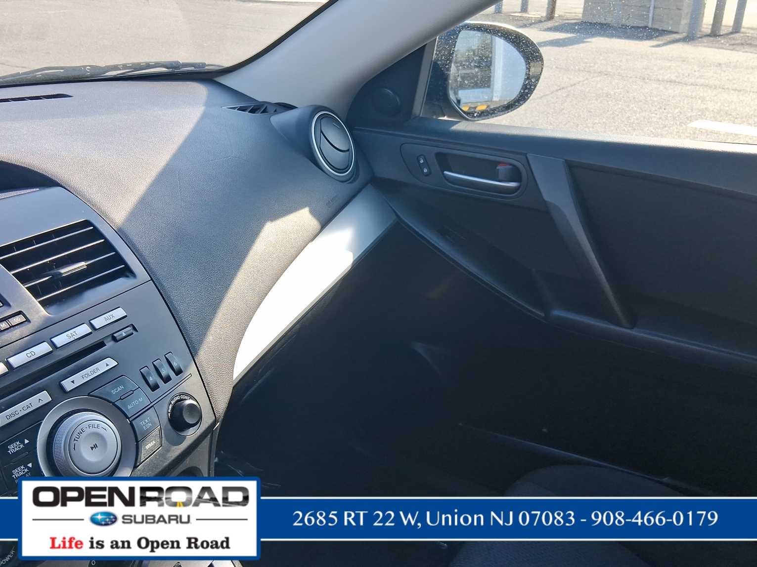 2011 Mazda Mazda3 i Touring