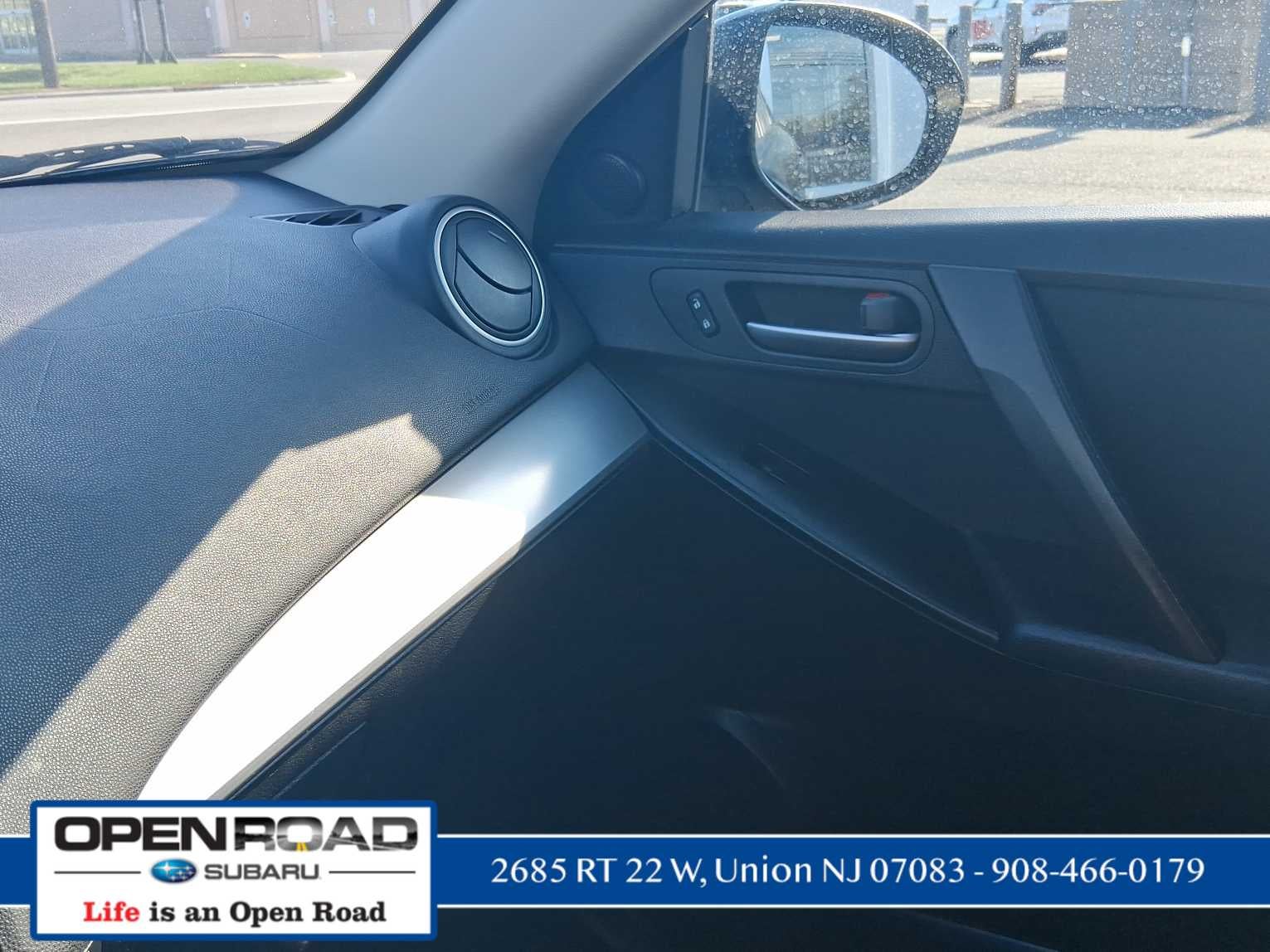 2011 Mazda Mazda3 i Touring