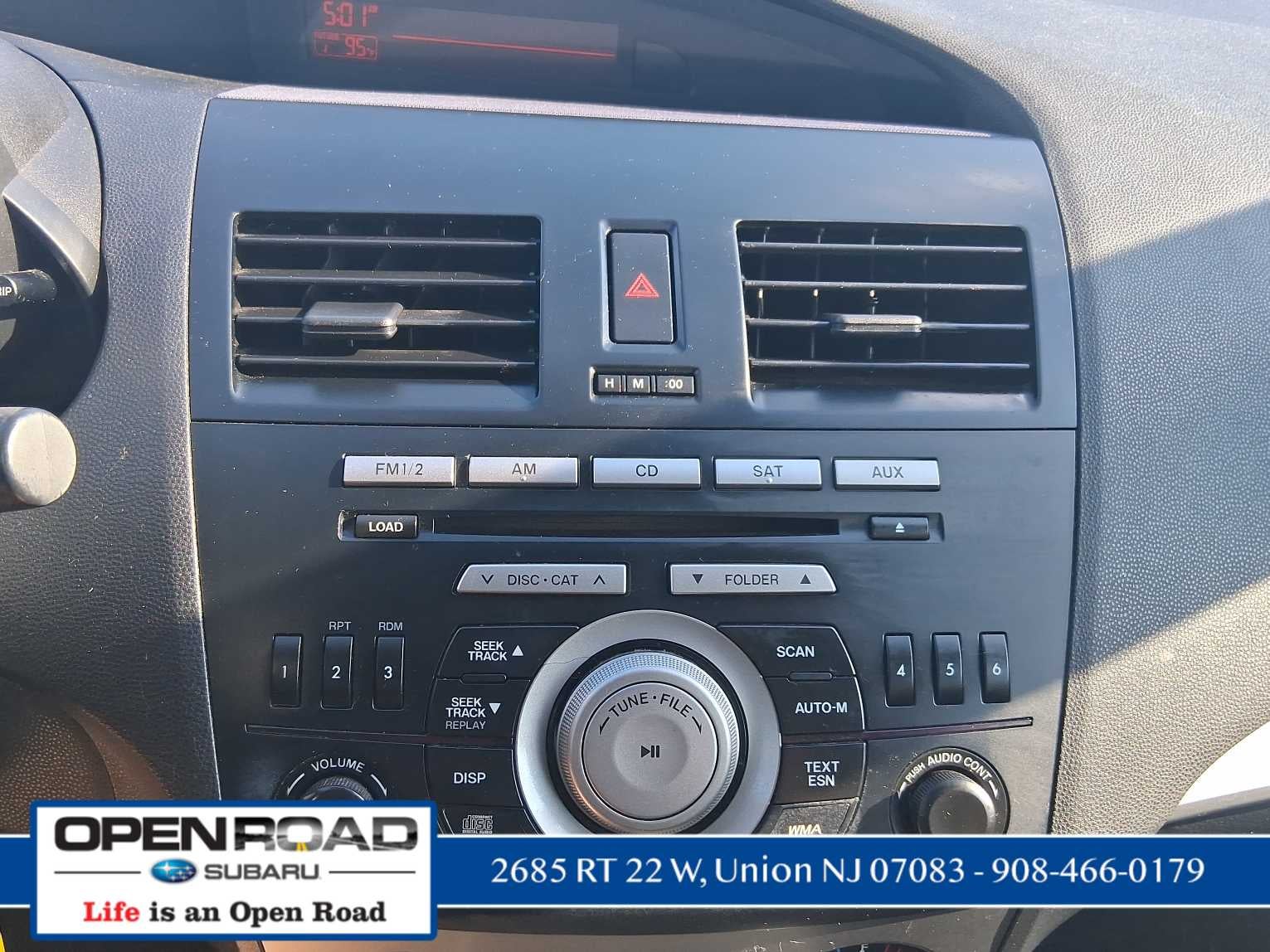 2011 Mazda Mazda3 i Touring