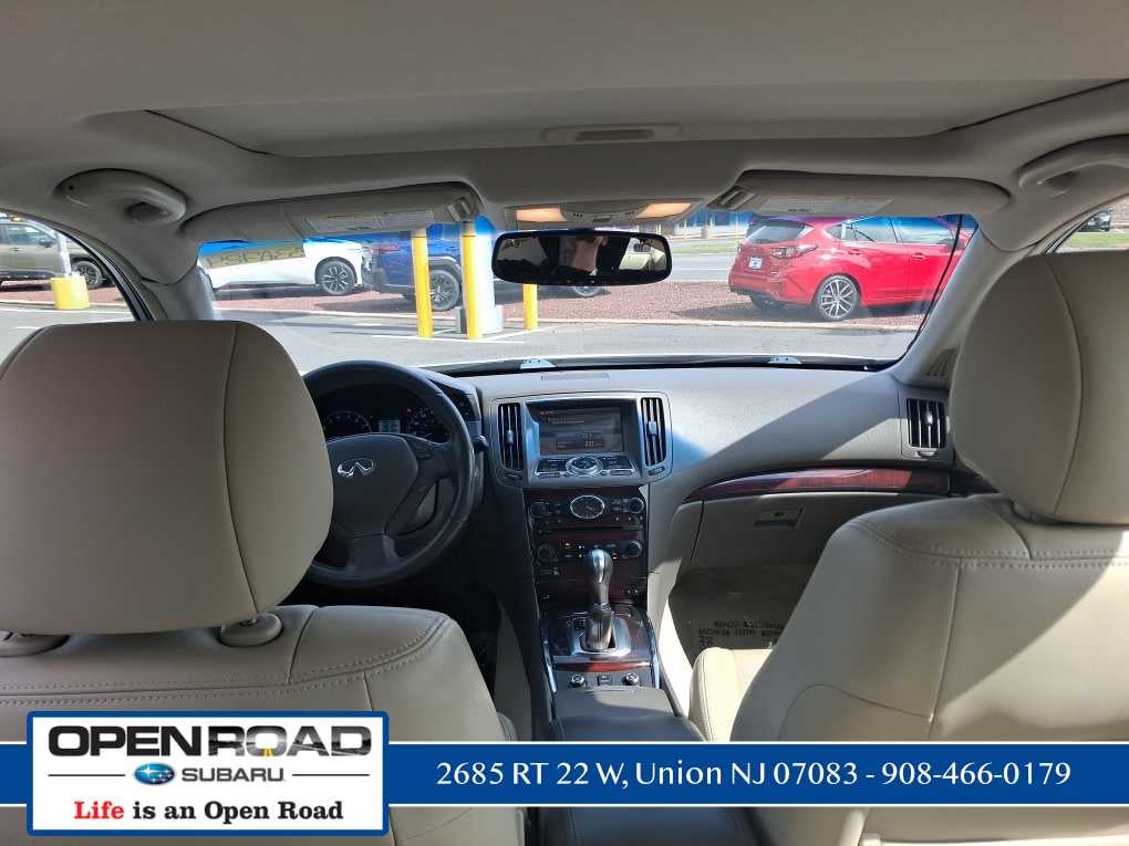 2012 INFINITI G37 Sedan x