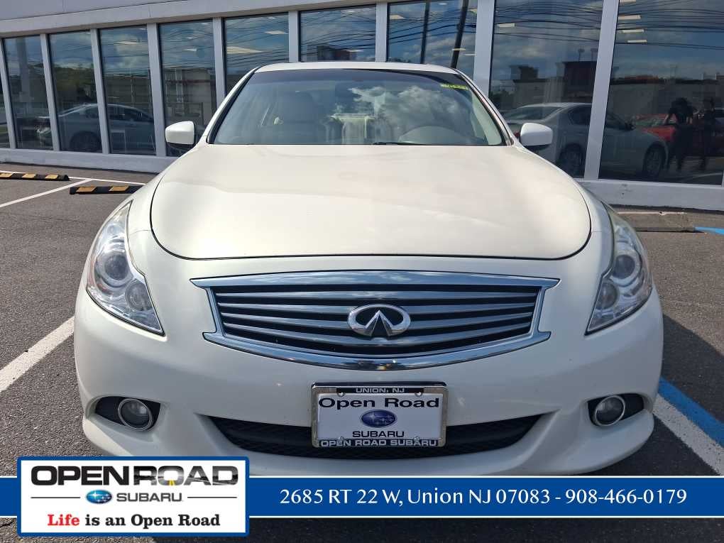 2012 INFINITI G37 Sedan x