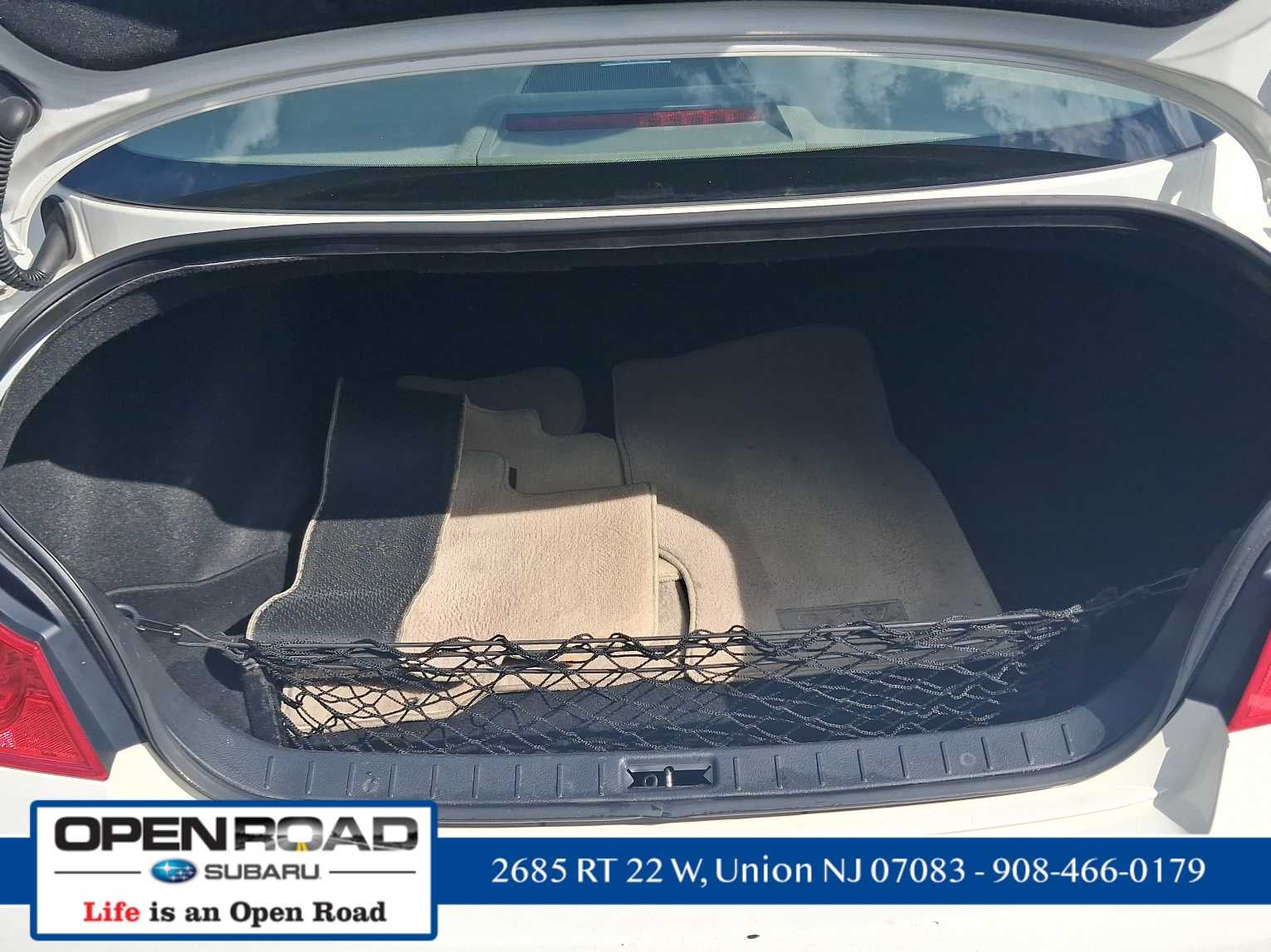 2012 INFINITI G37 Sedan x